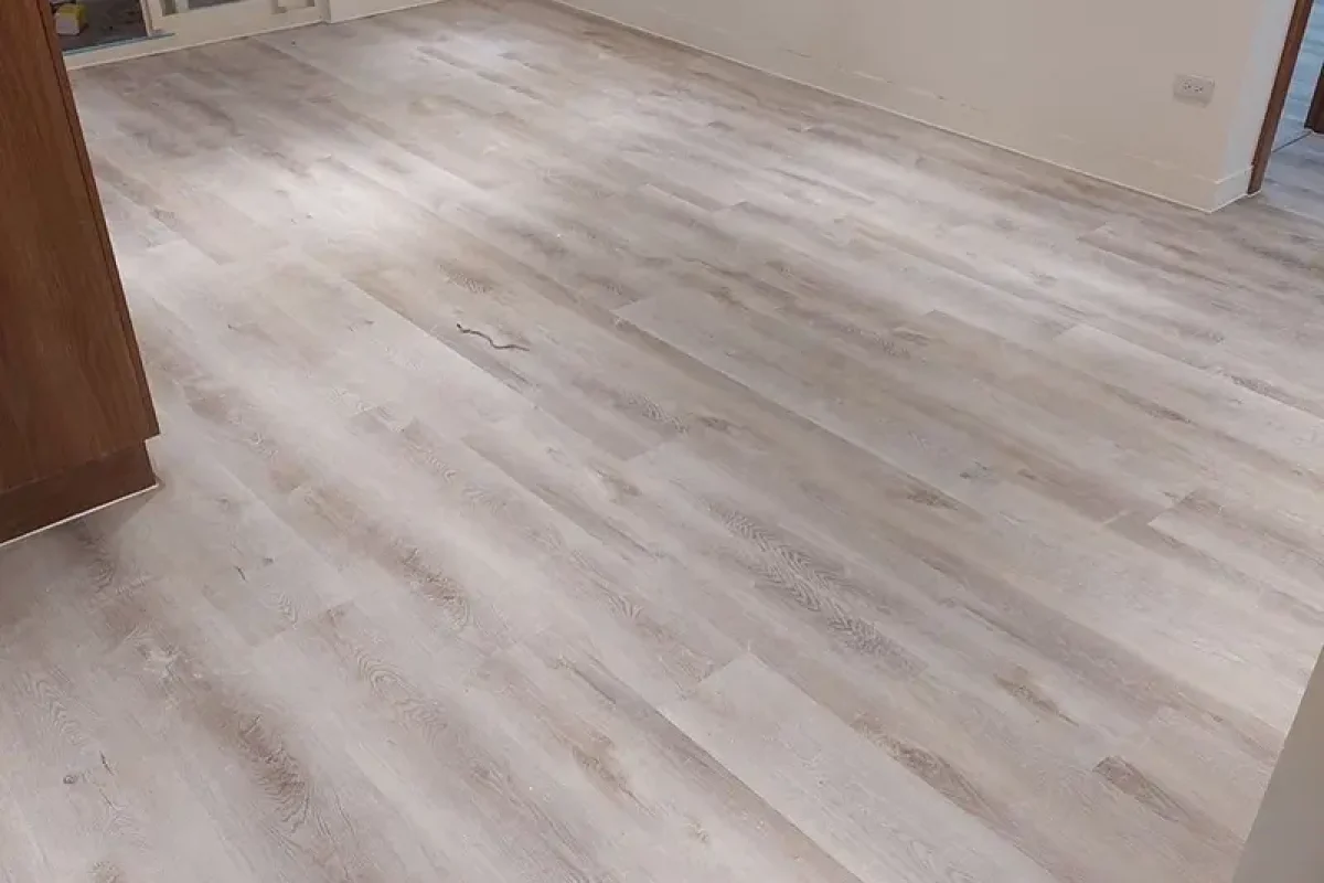 萍菲工程-台北石塑地板-台北地板-台北窗簾安裝-台北貼壁紙-桃園石塑地板-桃園塑膠地板_241113_明星主打_四季金萱_01