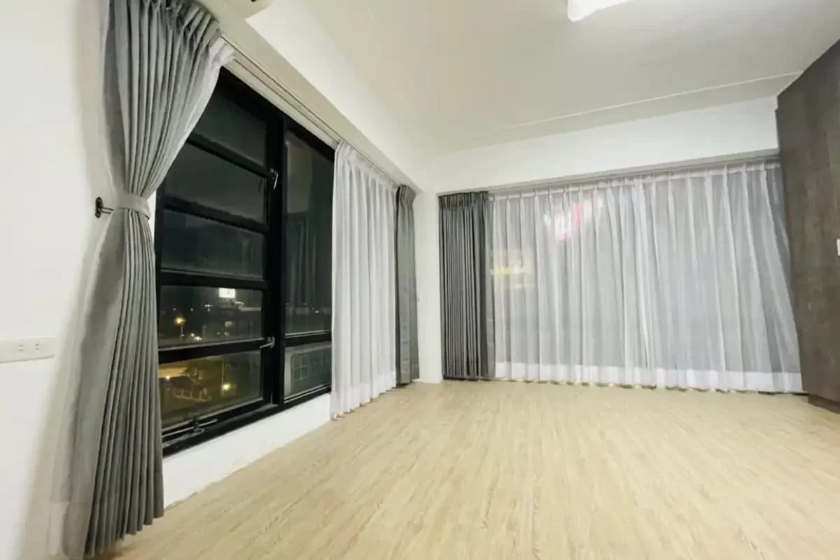 萍菲工程-台北石塑地板-台北地板-台北窗簾安裝-台北貼壁紙-桃園石塑地板-桃園塑膠地板_portfolio_窗簾案例照片_05